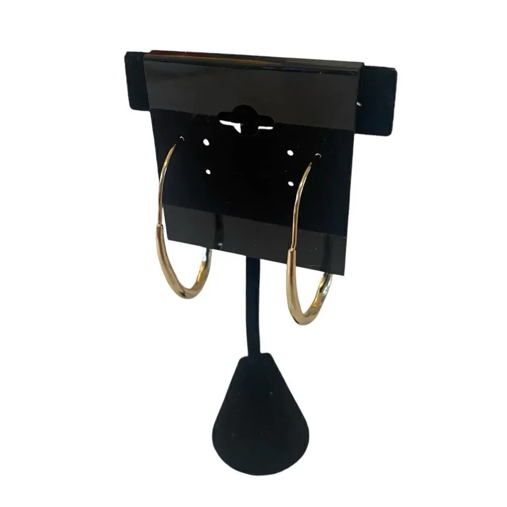 Elegant Looking Bright Goldtone Long Drop Earrings.